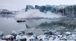 VIDEO Odlomio se ogroman dio ledenjaka na Islandu. Turisti panično bježali